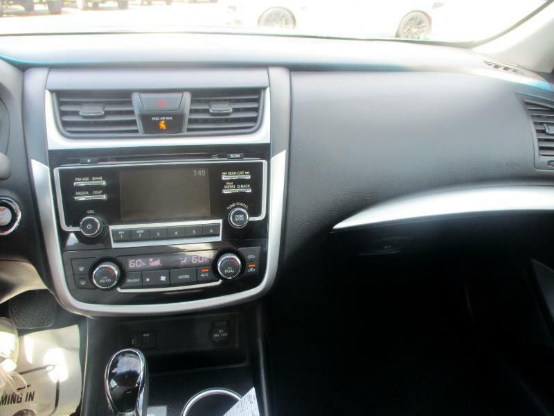2018 Nissan Altima Image 11