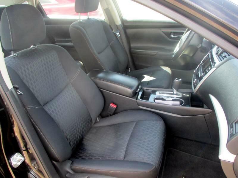 2018 Nissan Altima Image 15