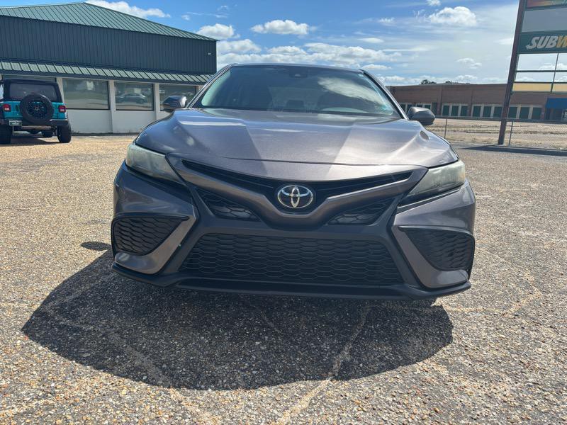 2021 Toyota Camry Image 8
