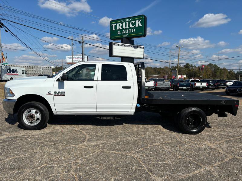 2018 RAM 3500 Image 2