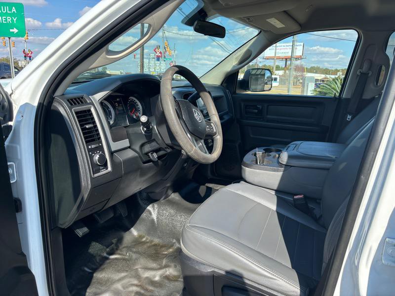 2018 RAM 3500 Image 10