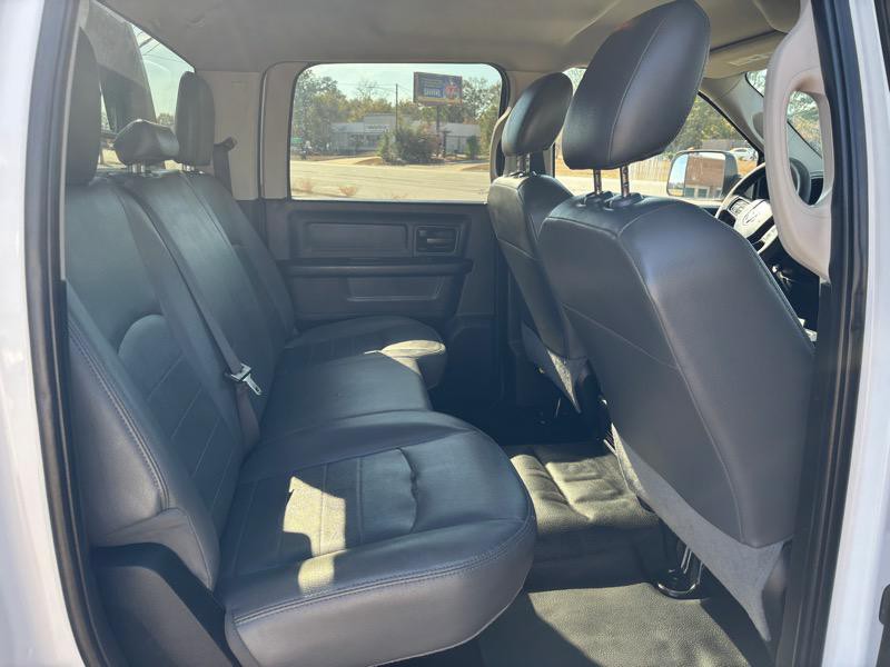 2018 RAM 3500 Image 15