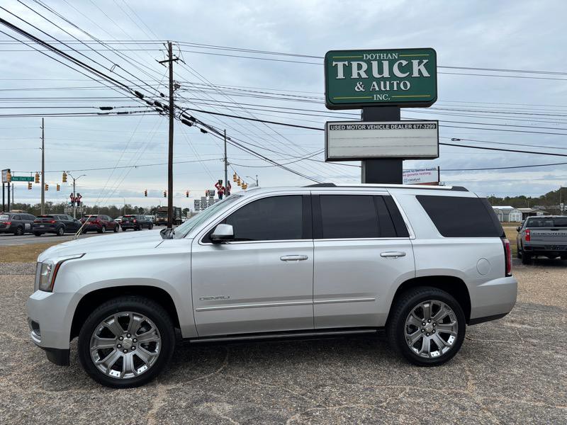 2016 GMC Yukon Image 2