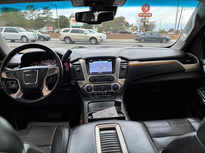 2016 GMC Yukon Image 9