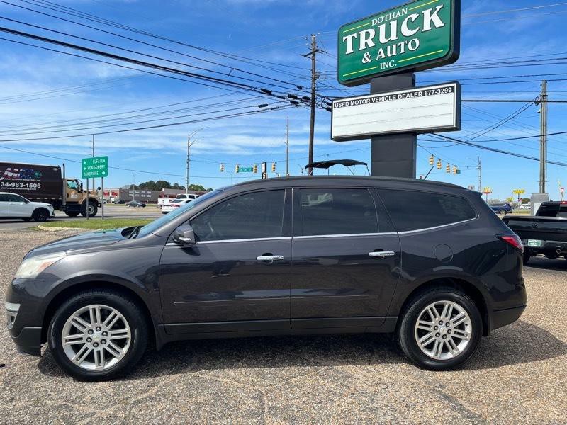 2015 Chevrolet Traverse Image 2