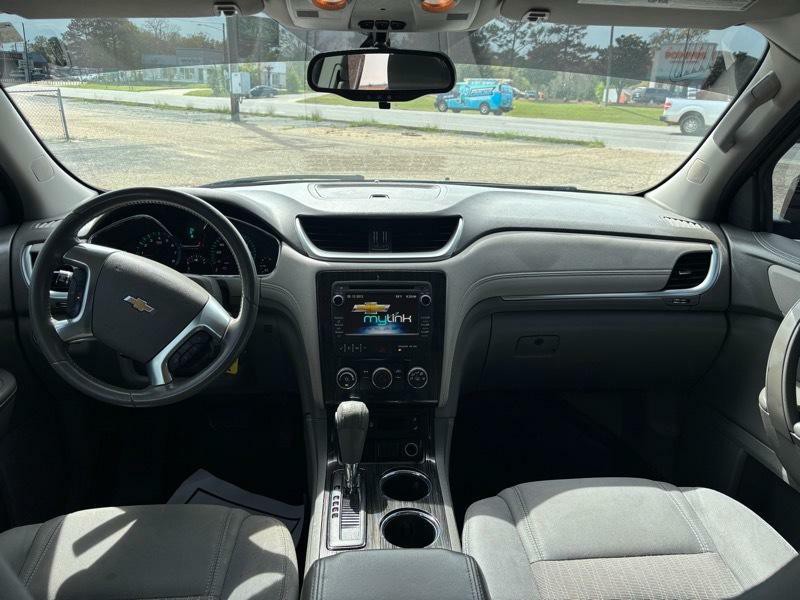 2015 Chevrolet Traverse Image 9