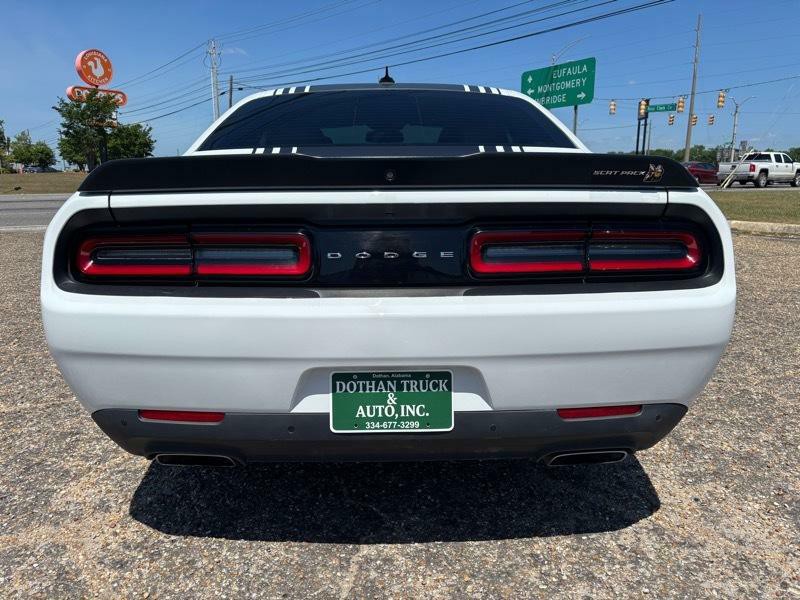 2022 Dodge Challenger Image 4
