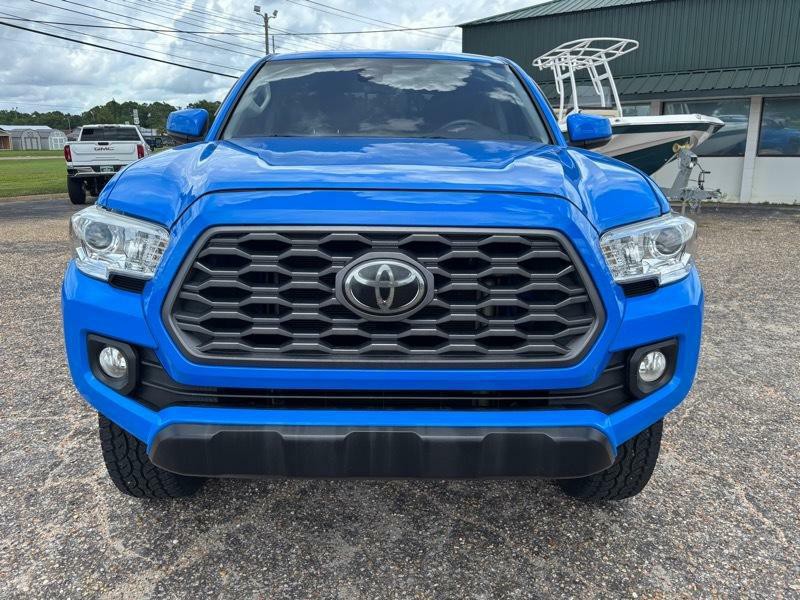 2020 Toyota Tacoma Image 8