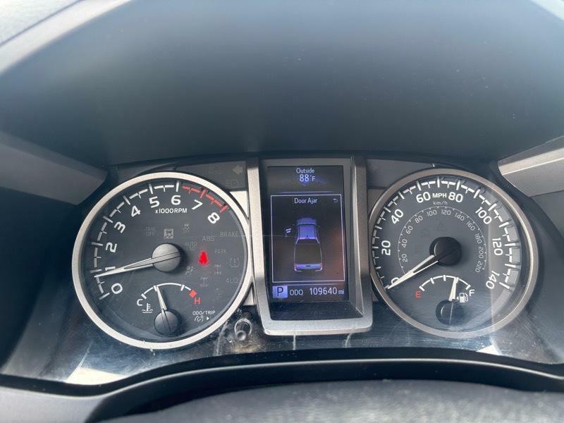 2020 Toyota Tacoma Image 12