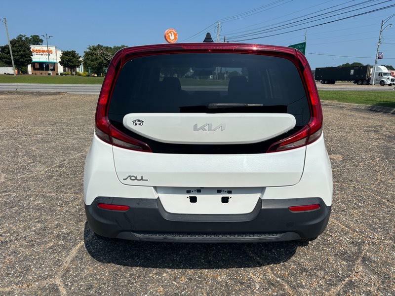 2022 Kia Soul Image 4