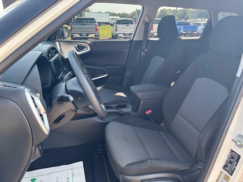2022 Kia Soul Image 13