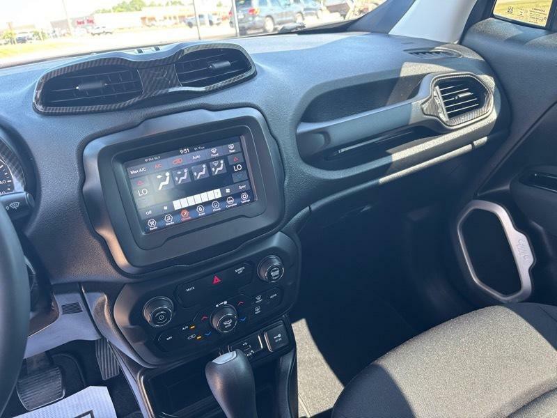 2019 Jeep Renegade Image 11