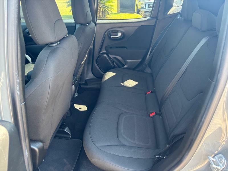2019 Jeep Renegade Image 14