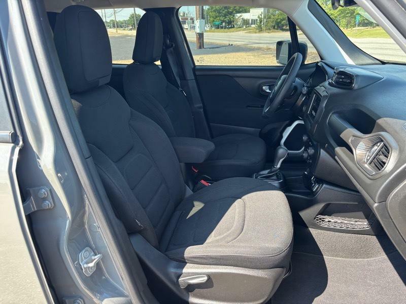 2019 Jeep Renegade Image 16