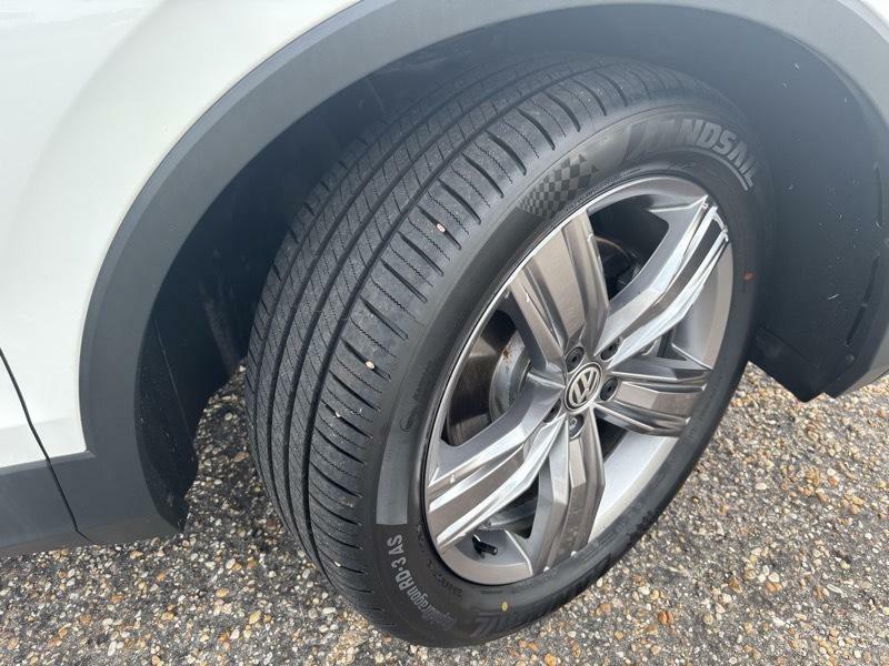 2021 Volkswagen Tiguan Image 18