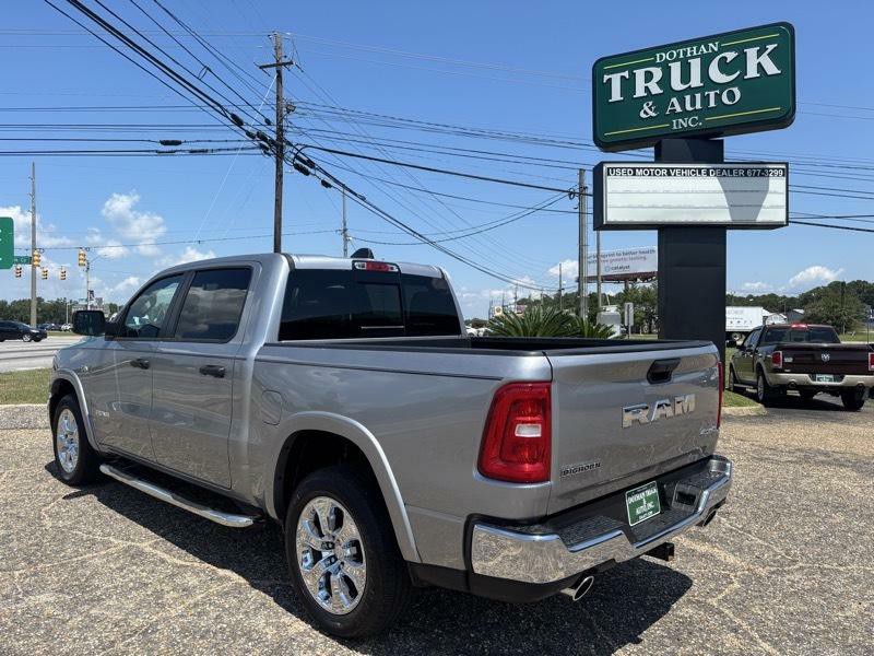 2026 RAM 1500 Image 3