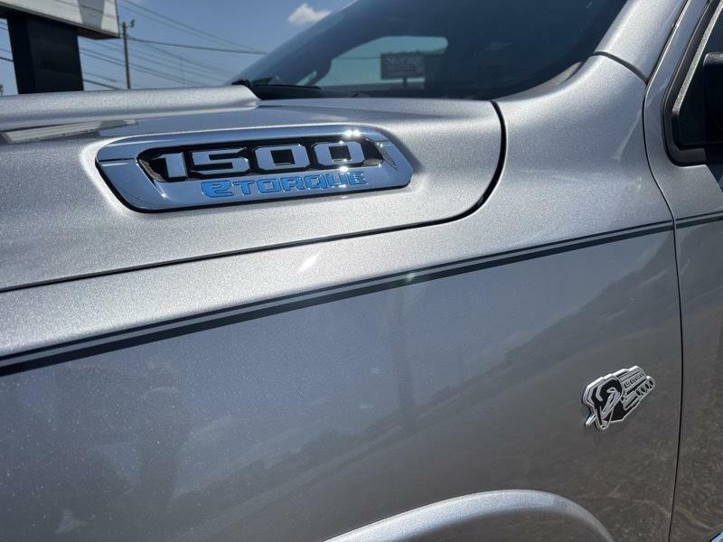 2026 RAM 1500 Image 19