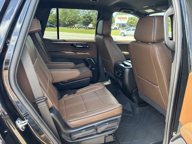 2025 Chevrolet Tahoe Image 16