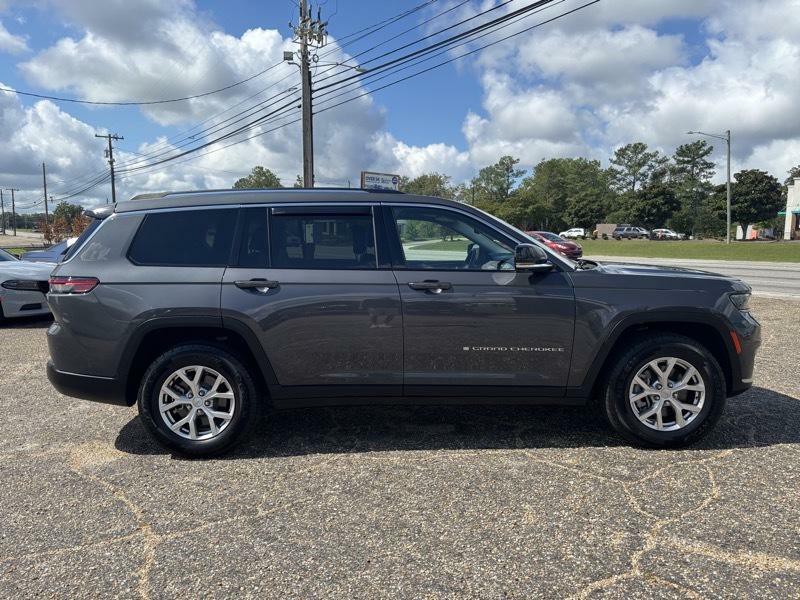 2022 Jeep Grand Cherokee Image 6