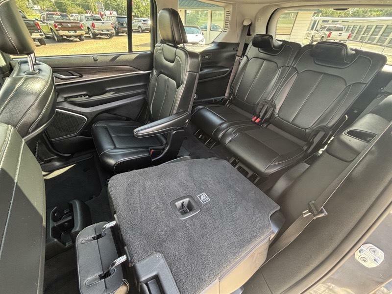 2022 Jeep Grand Cherokee Image 15