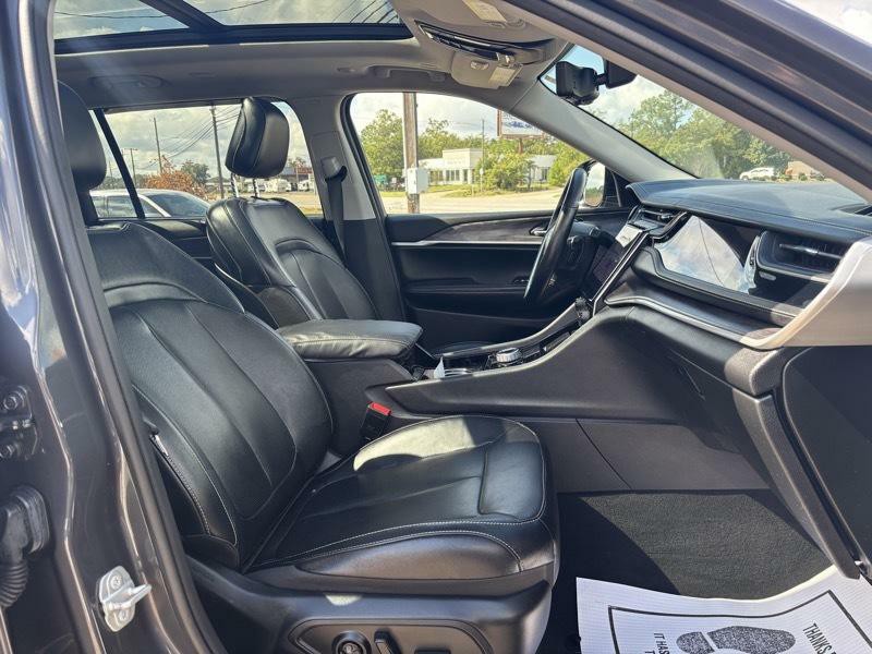 2022 Jeep Grand Cherokee Image 18