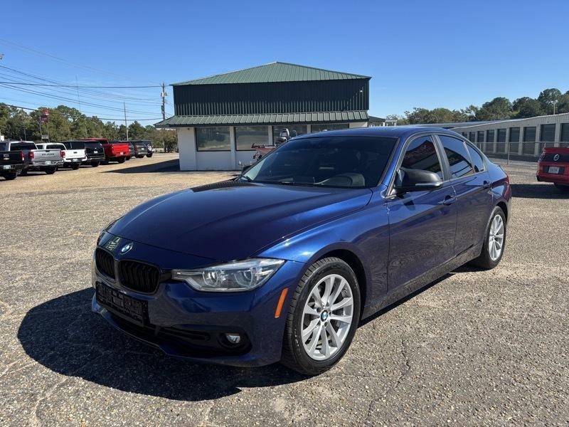 2018 BMW 3 Series Image 1