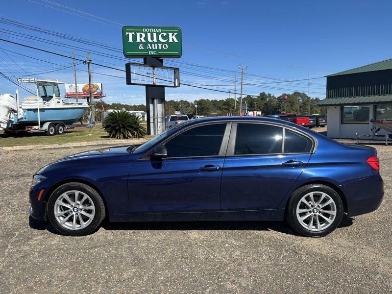 2018 BMW 3 Series Image 2