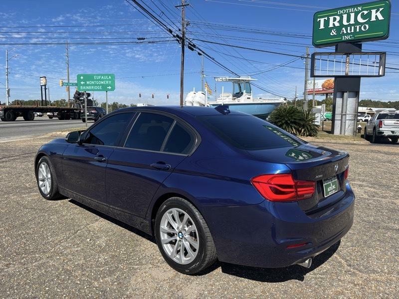 2018 BMW 3 Series Image 3