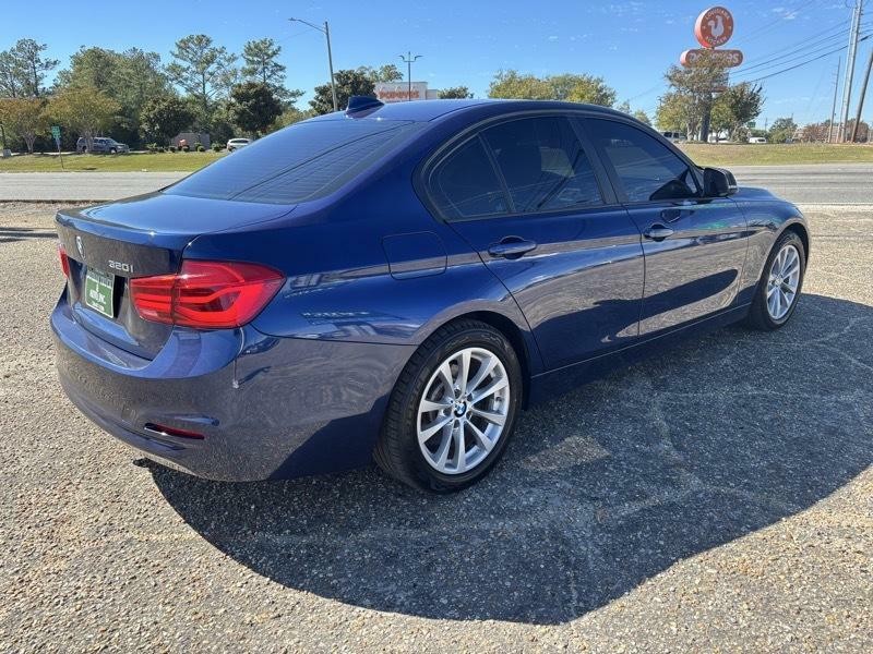 2018 BMW 3 Series Image 5