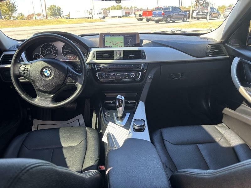 2018 BMW 3 Series Image 7