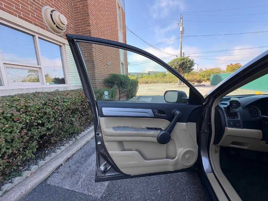 2010 Honda CR-V Image 16