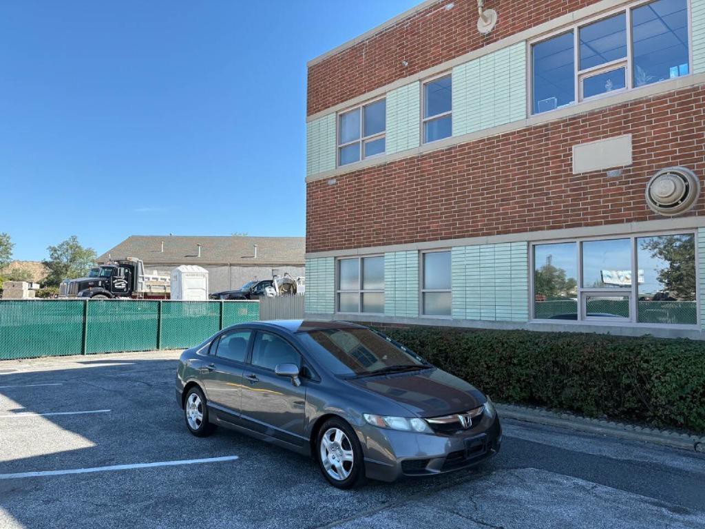 2011 Honda Civic Image 2