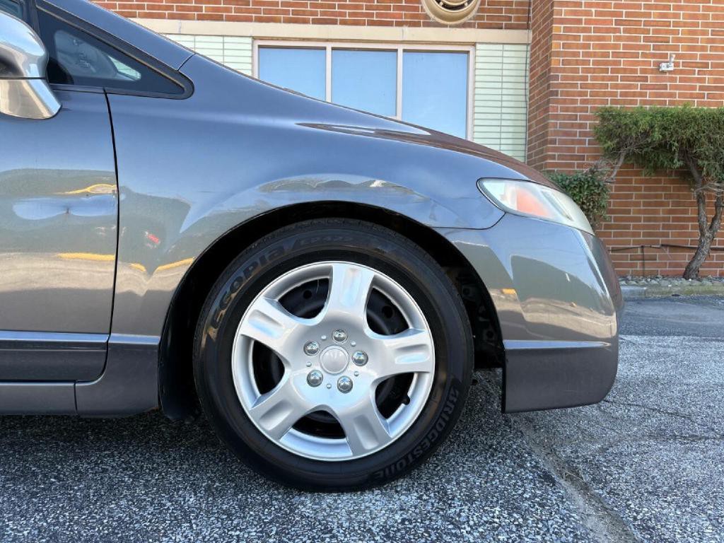 2011 Honda Civic Image 10