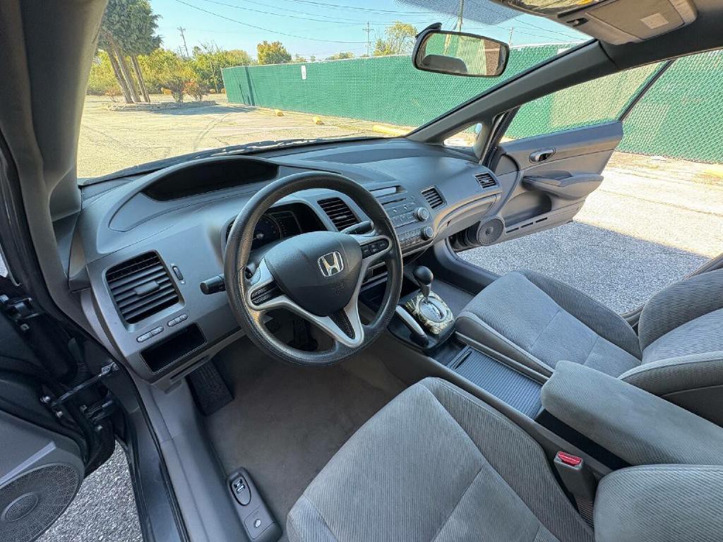 2011 Honda Civic Image 26