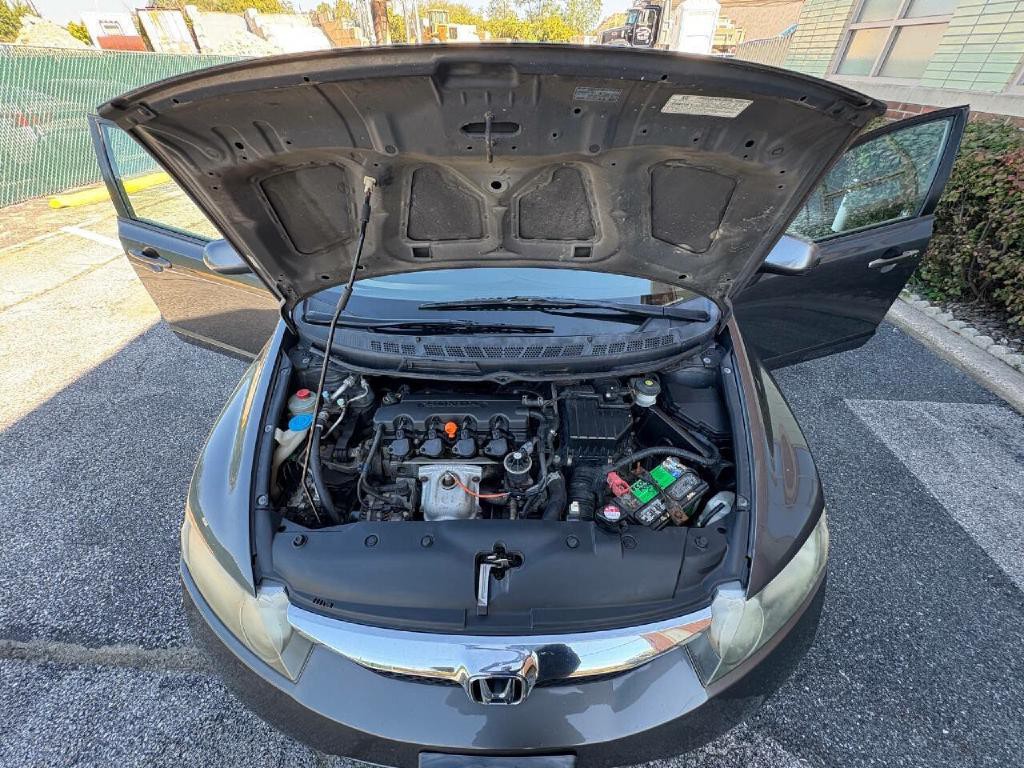 2011 Honda Civic Image 29