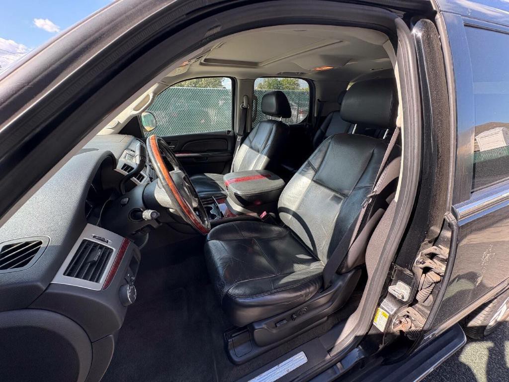 2007 Cadillac Escalade Image 15