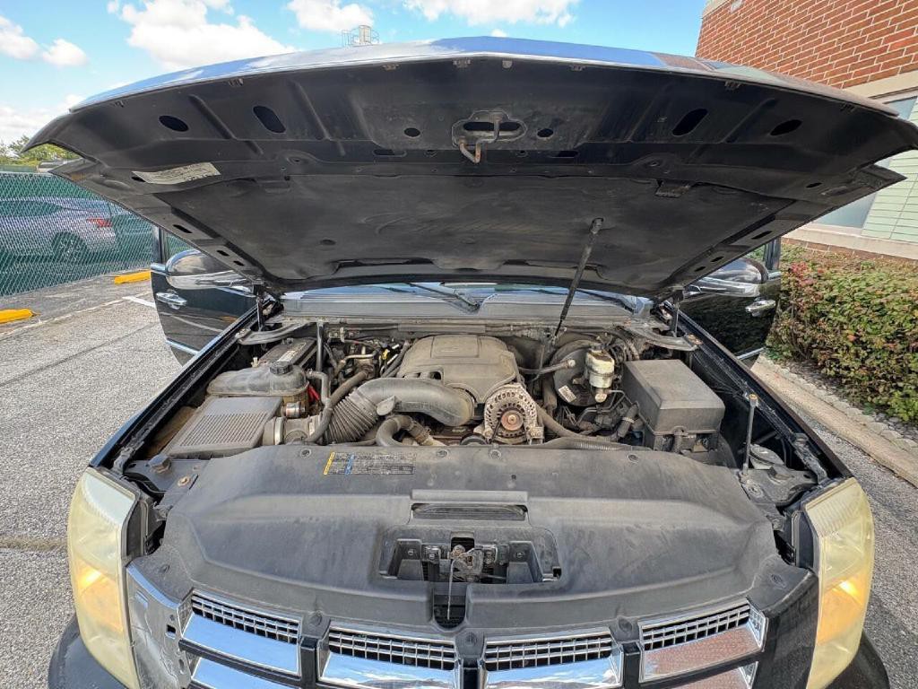 2007 Cadillac Escalade Image 34