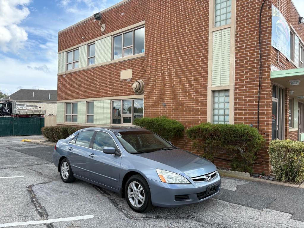 2007 Honda Accord Image 2