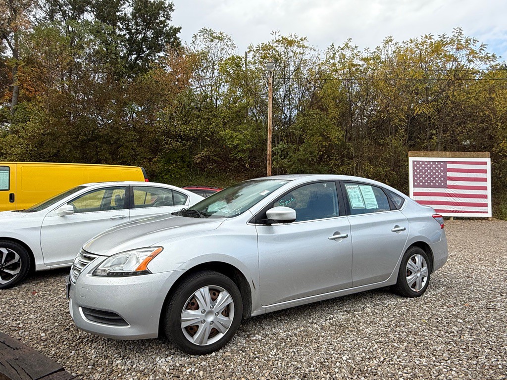 2015 Nissan Sentra Image 1