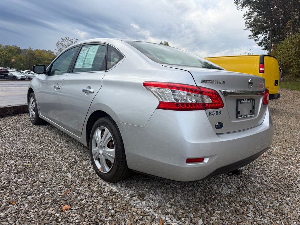 2015 Nissan Sentra Image 5
