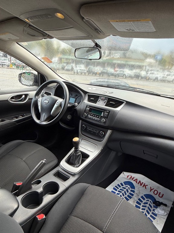 2015 Nissan Sentra Image 6