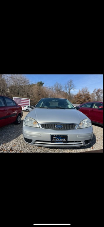 2005 Ford Focus Image 4