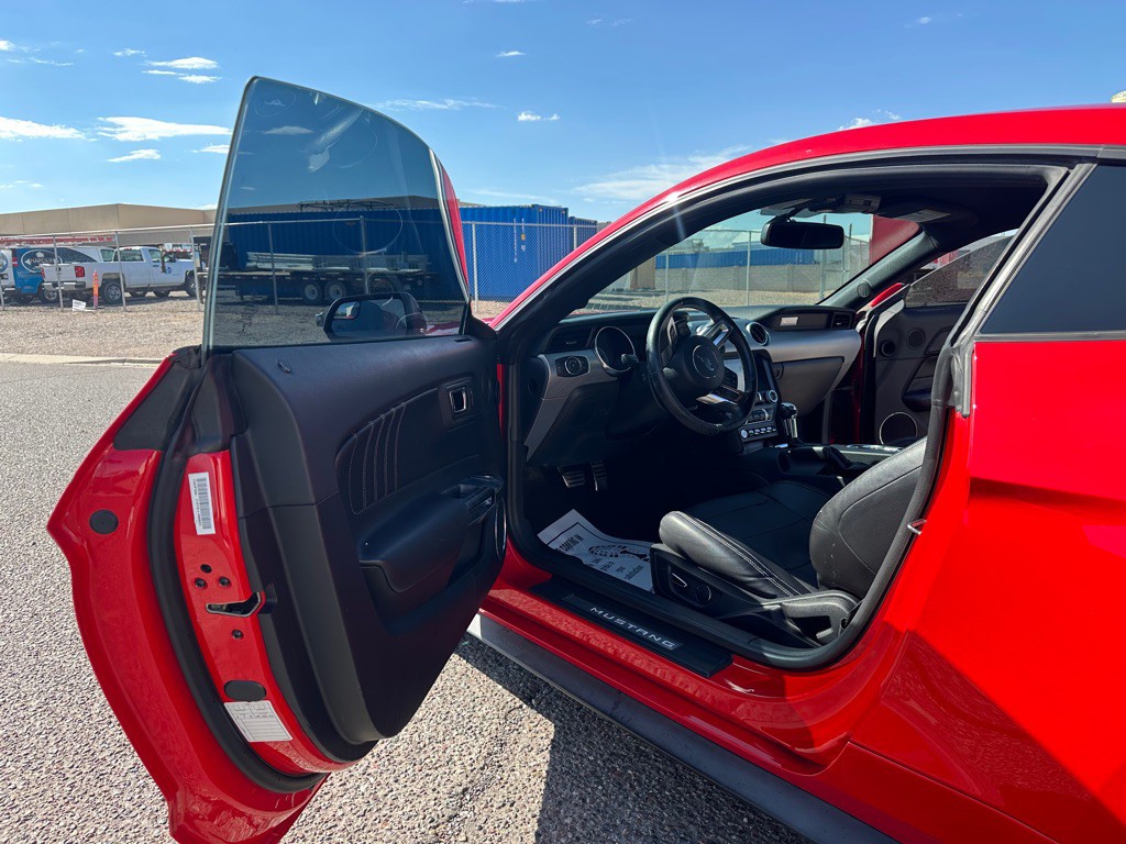 2018 Ford Mustang Image 7