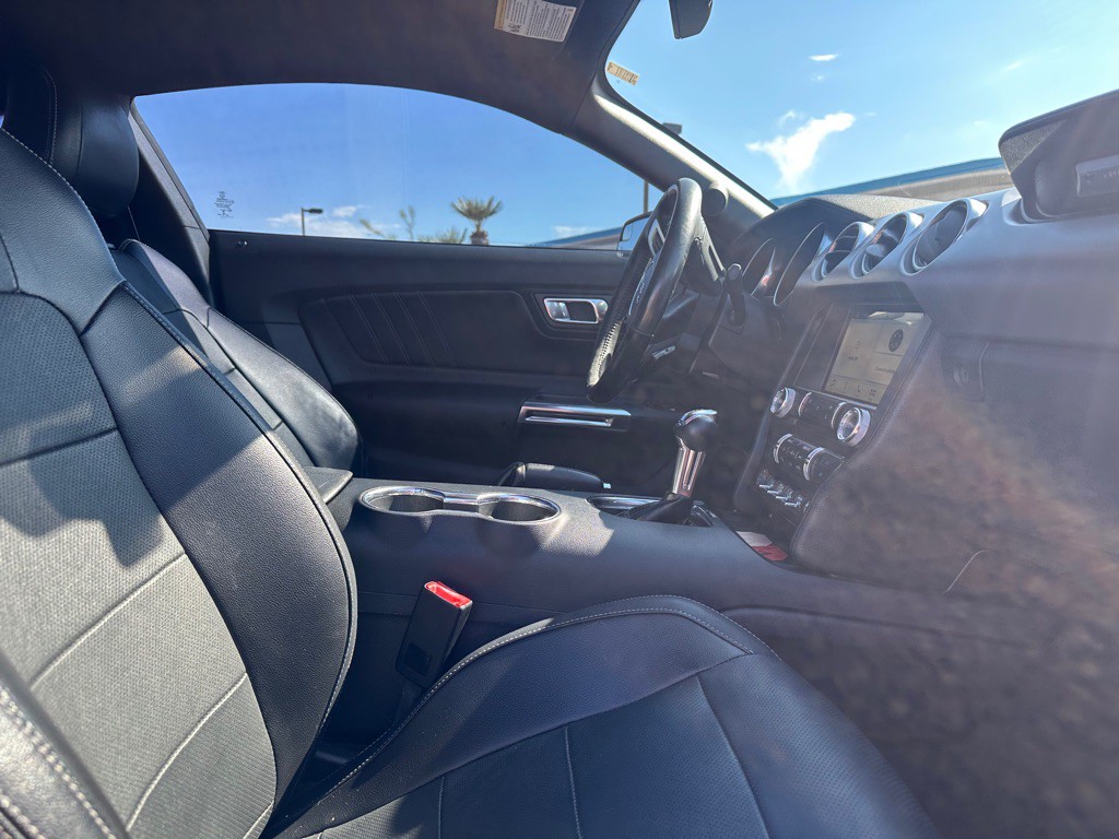 2018 Ford Mustang Image 9