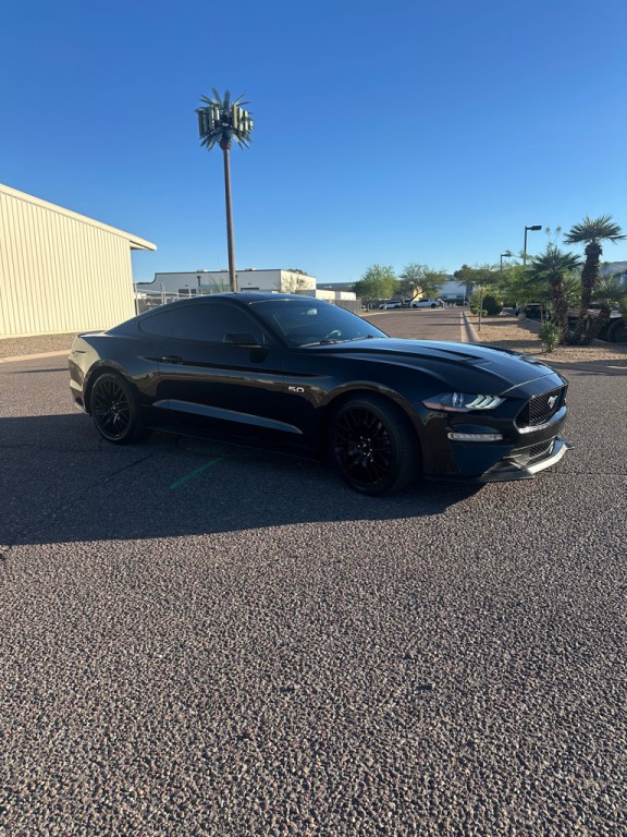 2019 Ford Mustang Image 2