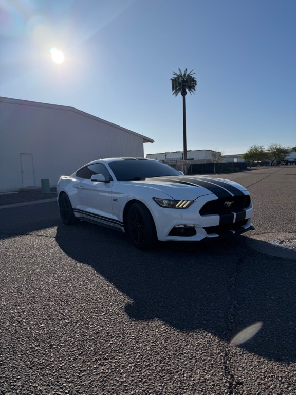 2016 Ford Mustang Image 2