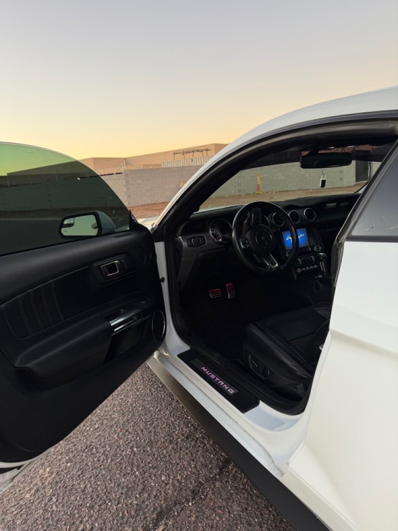 2019 Ford Mustang Image 6