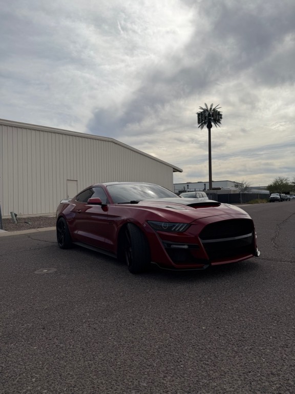 2017 Ford Mustang Image 2
