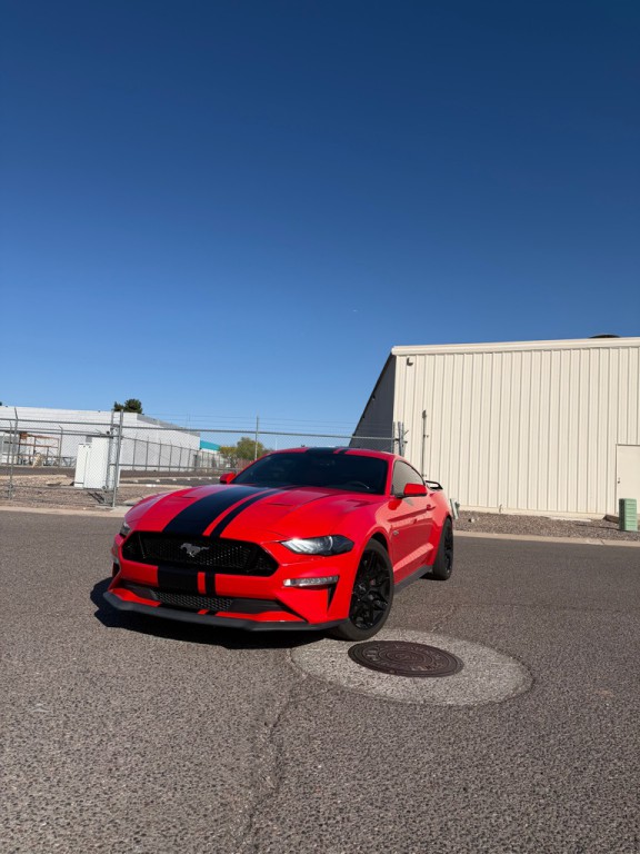 2019 Ford Mustang Image 1