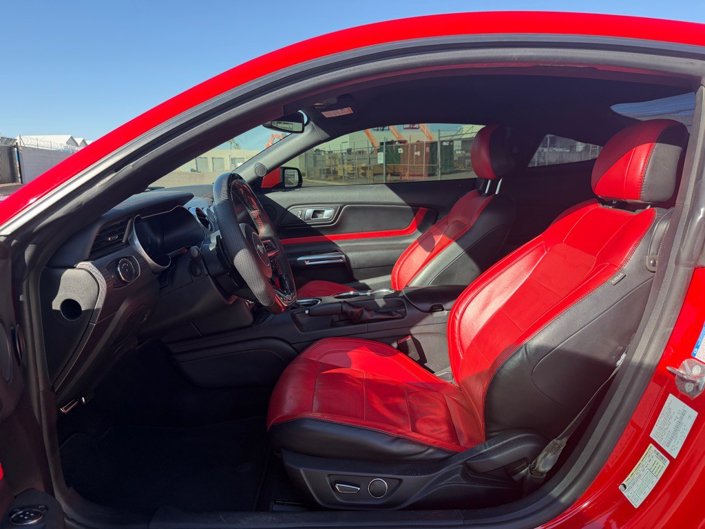 2019 Ford Mustang Image 7